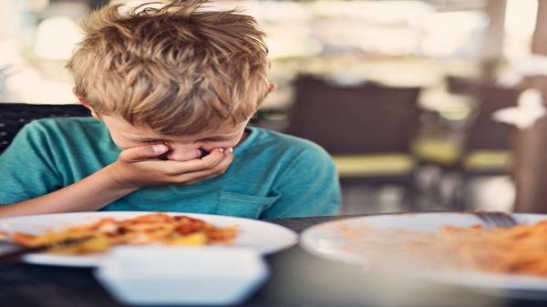 پس از مسمومیت غذایی چه باید بخوریم؟ پس از مسمومیت غذایی چه باید بخوریم؟