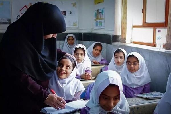 معلمان مهرآفرین بدون قید و شرط و آزمون رتبه بندی می شوند معلمان مهرآفرین بدون قید و شرط و آزمون رتبه بندی می شوند